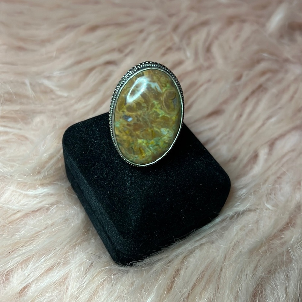 Antique Ring 🤎